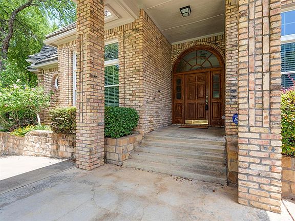 5th image of 4011 Ambleside Ct