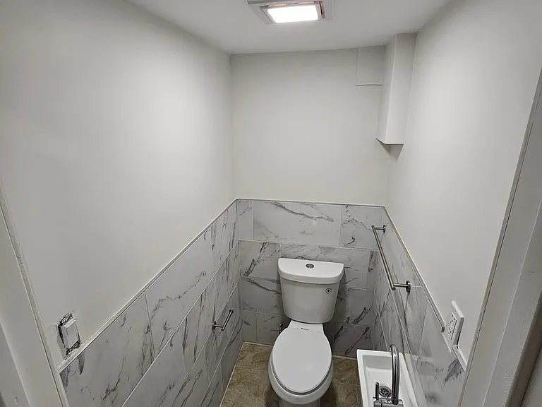 1273 Arnow Ave #1 — Photo 8