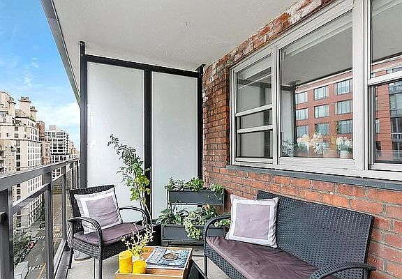 5th image of 85 E End Ave #2AH