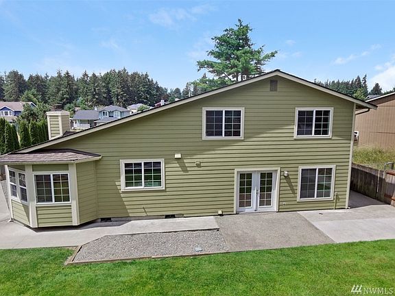 3rd image of 8008 131st Street Ct E