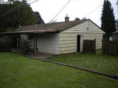 2nd image of 3015 Neals Ct
