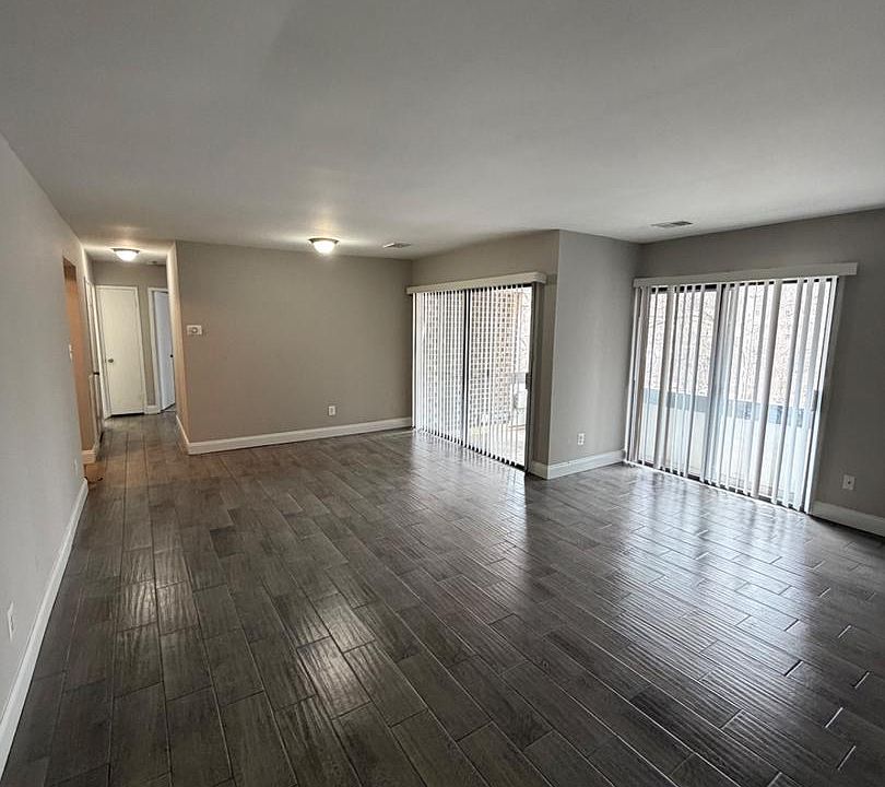 1st image of 10242 Prince Pl APT 206