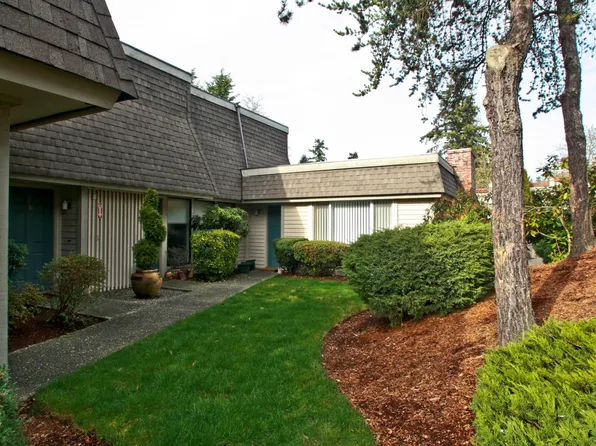 14313 NE 7th Pl, Bellevue, WA 98007