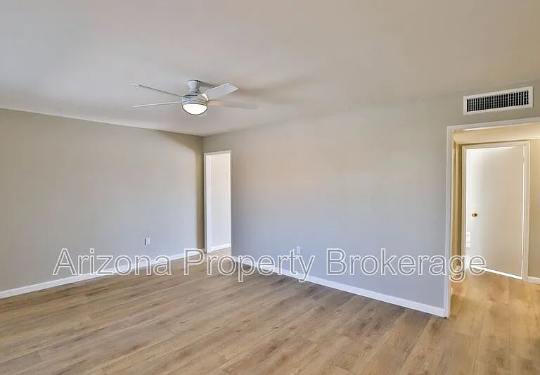 11838 N Sun Valley Dr — Photo 4