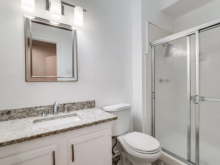 3940 Dalgreen Cir — Photo 9