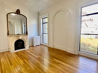 557 Pacific St #2R, Brooklyn, NY 11217