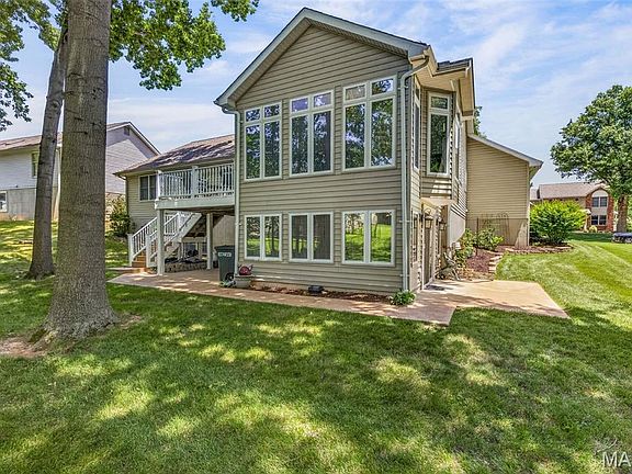 5th image of 709 Jerome Dr