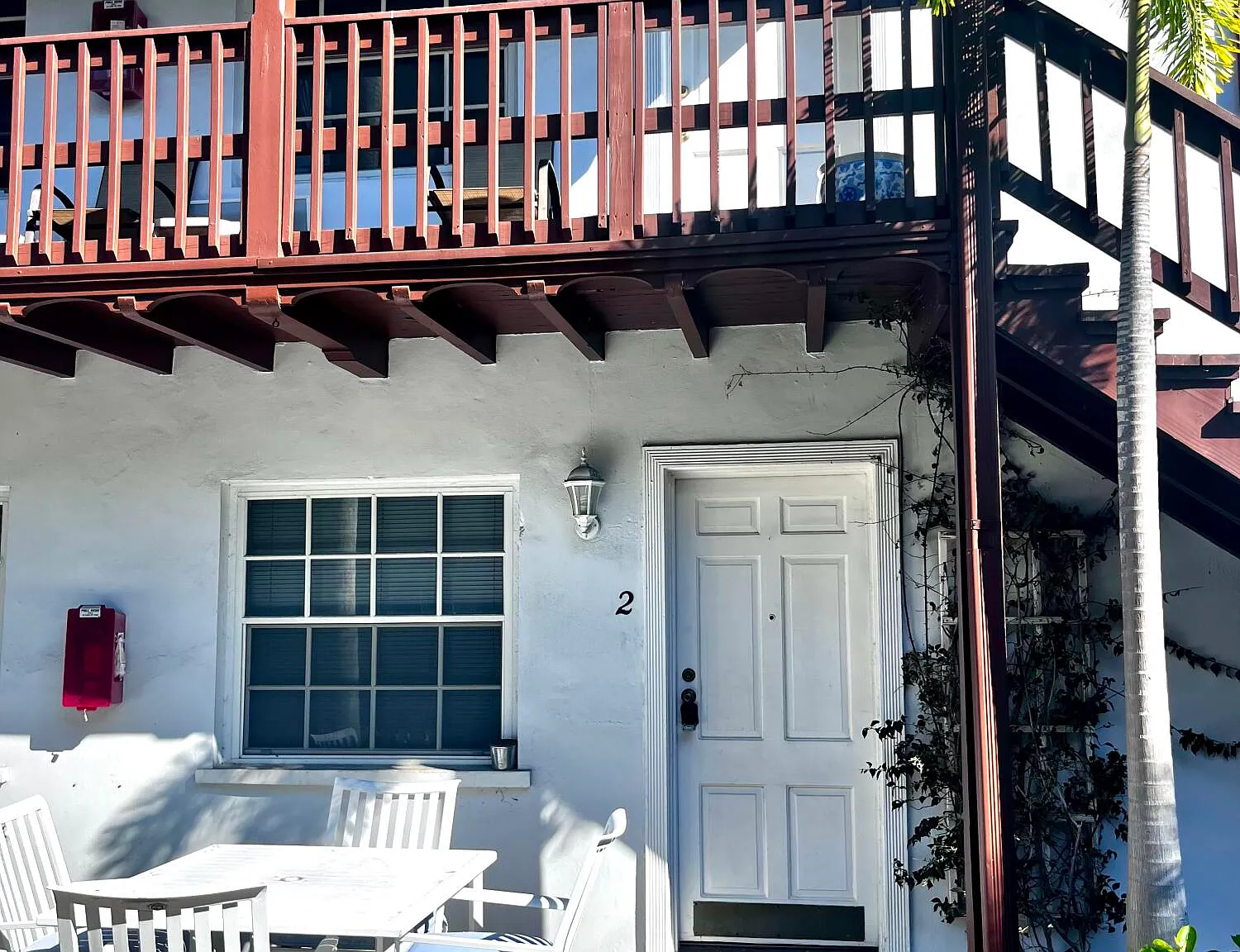 1 bed, 4.0 bath, 950 sqft, $1,950 — Photo 2