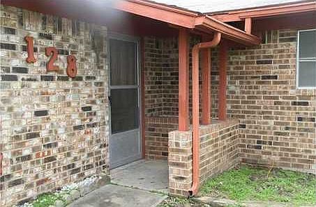 1st image of 128 Mesquite St