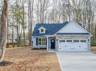313 S Green St, Williamston, SC 29697