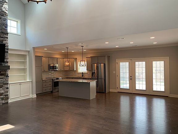 5th image of 13032 Hampshire Bay Ln