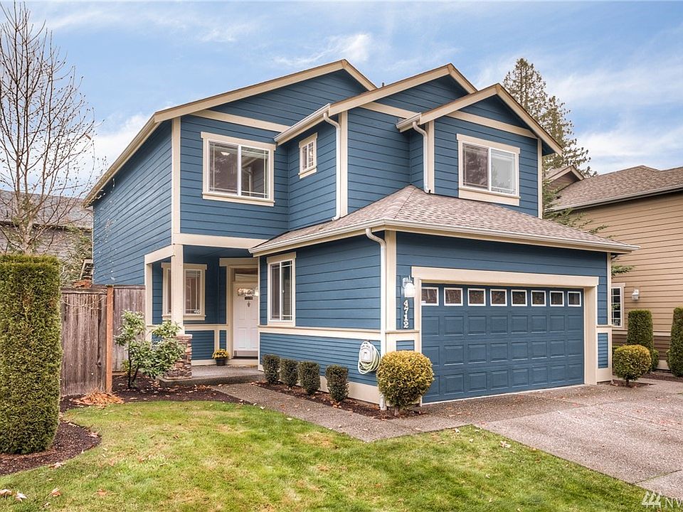 Welcome home to a 2013 Kensington Resale in Lacey. Great neighborhood, dead end street - move in ready! Hurry and make it yours & have a new home before the end of the year!