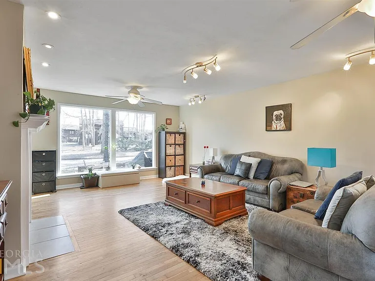 13 Northlake Dr #13 — Photo 11