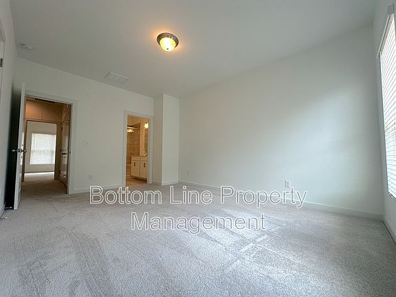 5th image of 2145 Noble Townes Pkwy