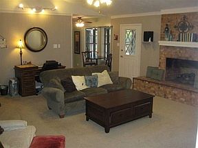 4th image of 1309 Woodbridge Pl