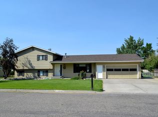 3137 Canyon Dr, Billings, MT 59102