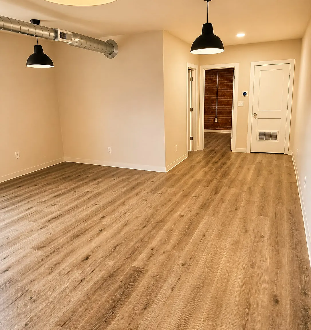 Elaine Lofts — Photo 4