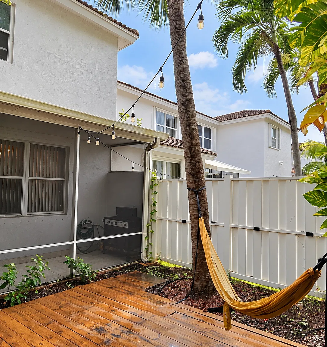 3 bed, 2.5 bath, 1658 sqft, $3,000 — Photo 2
