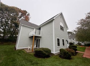 15 Long Beach Ave APT 7, York, ME 03909