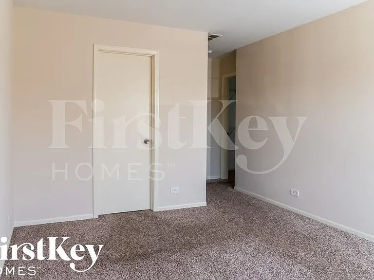 2406 Aspen Dr — Photo 11