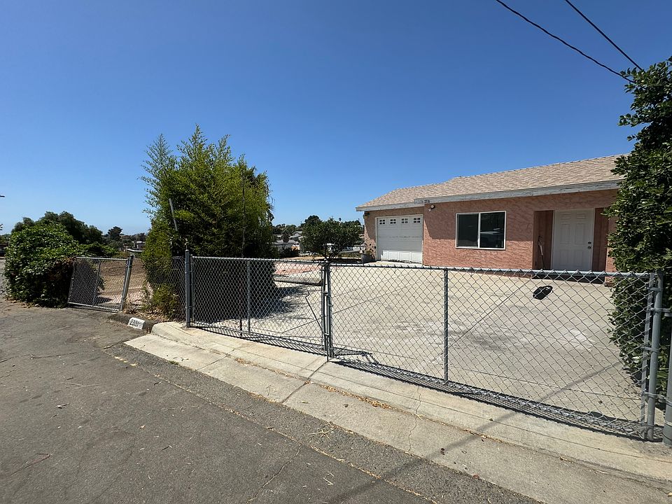 1st image of 2331 E 13th St #1