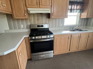 1218 E Cleveland Ave SPACE 85, Madera, CA 93638