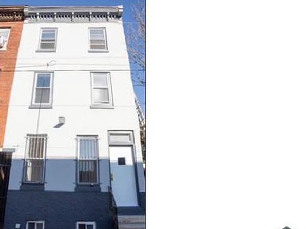 34 E Silver St FLOOR 2