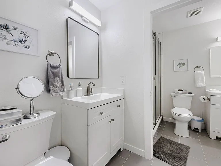 11909 Monroe Way — Photo 12