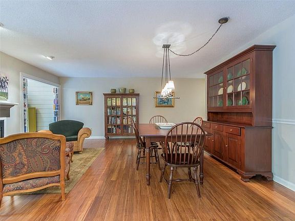 4th image of 81 Fair Haven Way SE