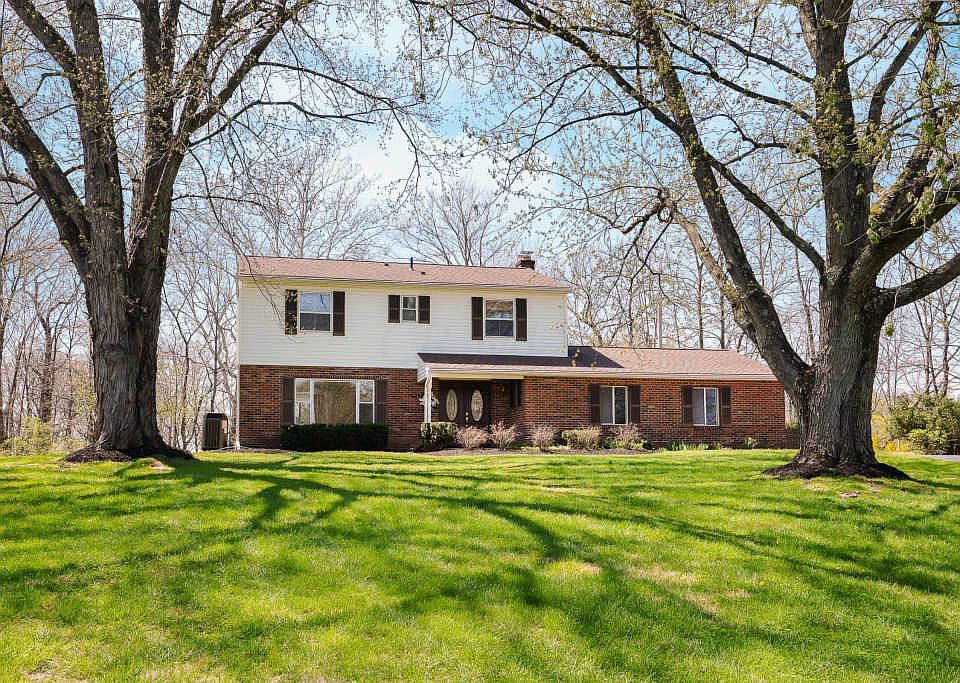 1st image of 4850 Patricia Ln