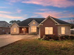 304 Wildwood Cir, Hot Springs, AR 71901