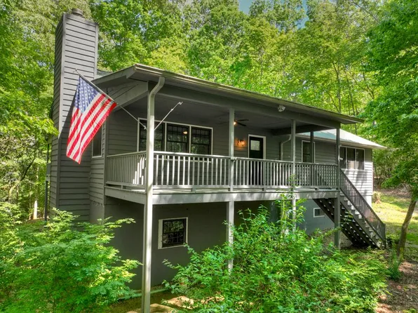37 River Ridge Ln, Blue Ridge, GA 30513