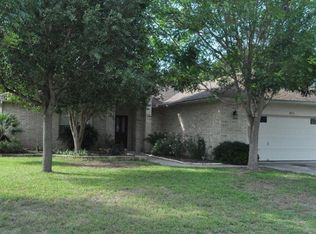 851 Saint James, Seguin, TX 78155