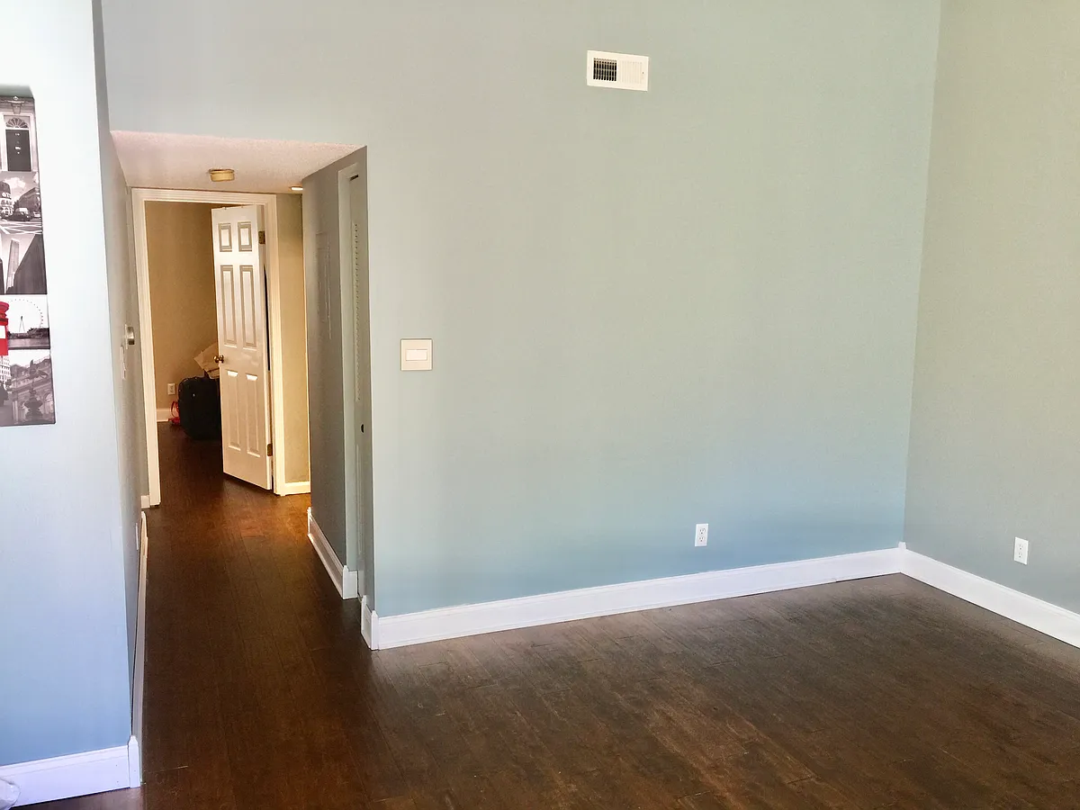 Building Photo - 8955 Wrenwood Ln