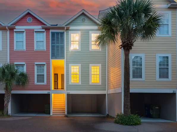 81 Sandbar Ln #20, Folly Beach, SC 29439