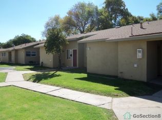 1317 W 2nd St, Merced, CA 95341