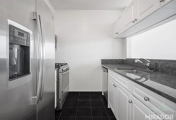 Rented by Mirador Real Estate | media 21