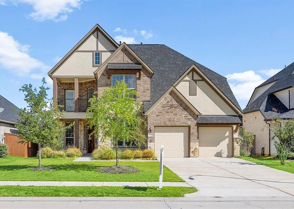 1st image of 28922 Woods Rose Court