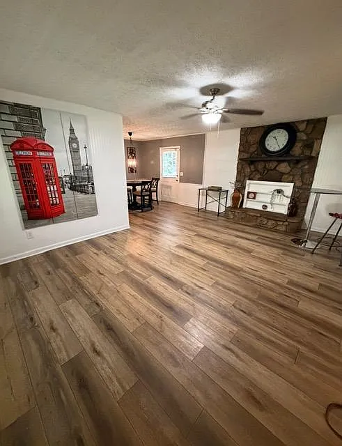 4 bed, 3.0 bath, 2228 sqft, $1,529 — Photo 4