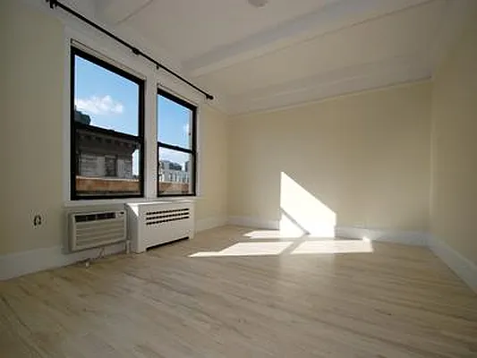 Rented by Buchbinder & Warren | media 22