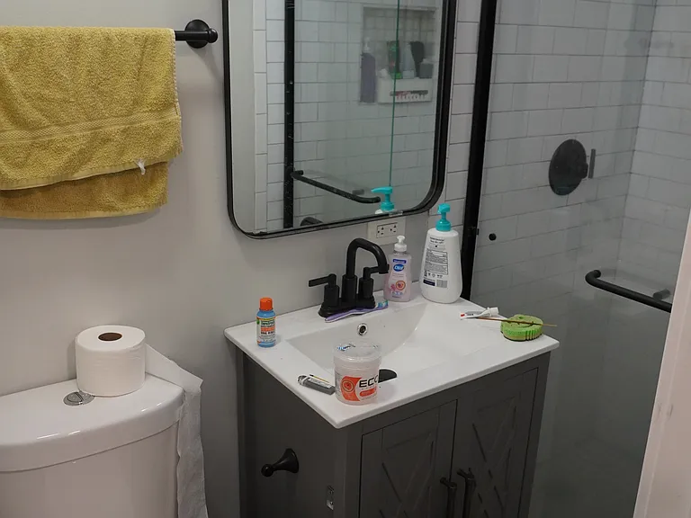1503 W 19th St #3R — Photo 6