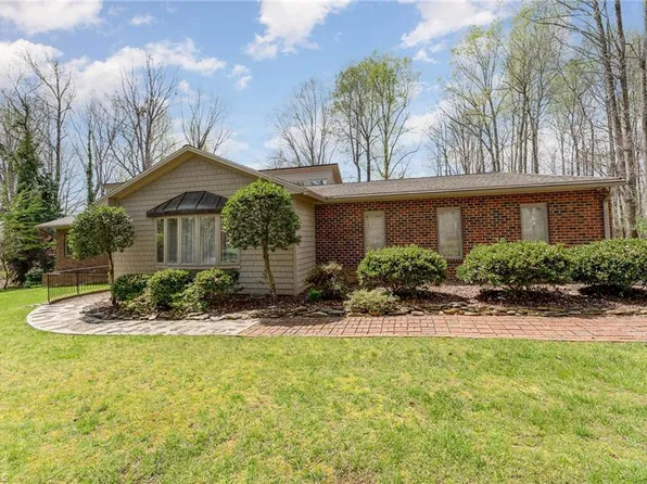 1408 Covered Wagon Rd, Mc Leansville, NC 27301