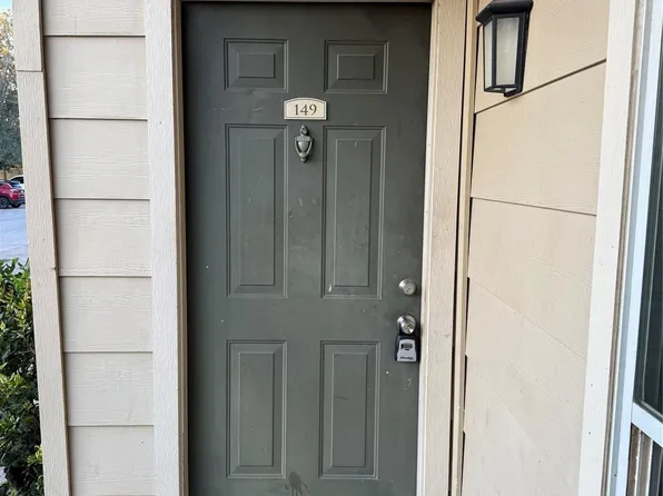 8100 Creekbend Dr APT 149, Houston, TX 77071