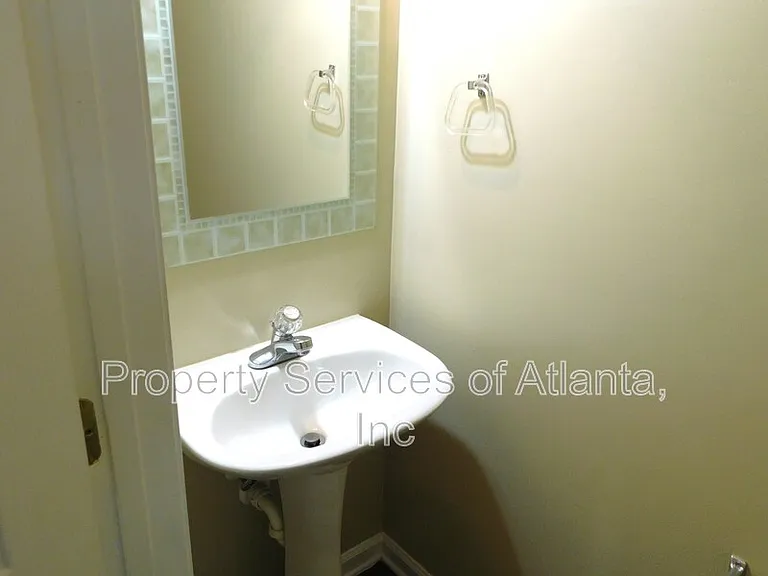 2379 Tullamore Cir — Photo 12