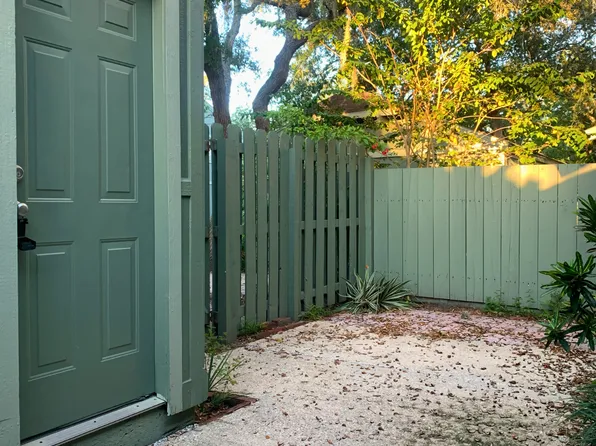136 Pine Cone Trl, Ormond Beach, FL 32174