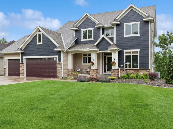 6233 W Shadow Lake Dr, Lino Lakes, MN 55014