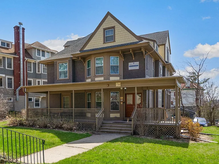 710 Stewart Ave — Photo 17