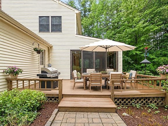 4th image of 23 Banbury Dr