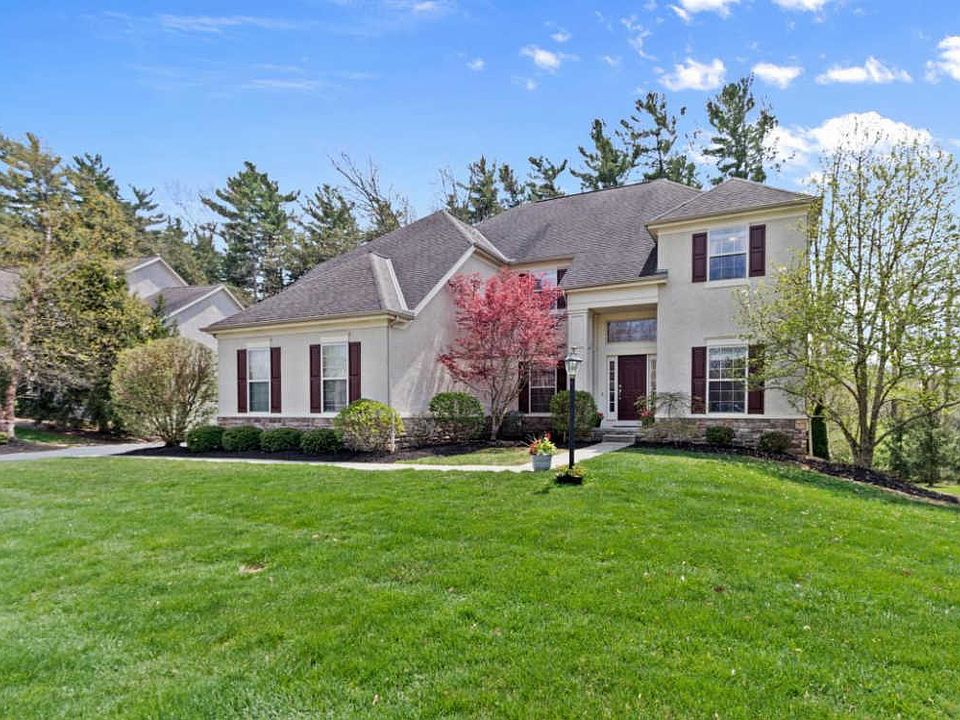 1st image of 8685 Sweetwater Ct