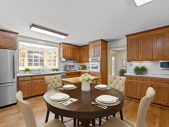 Lots of cabinets and work space. Eat in Kitchen